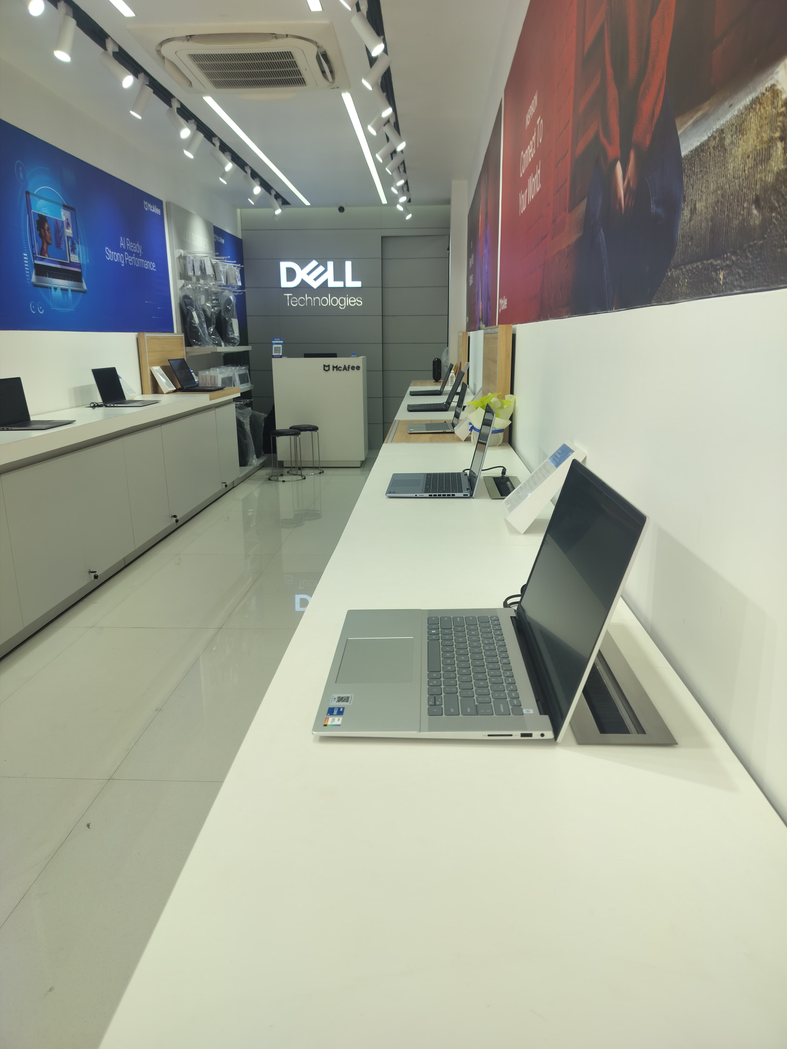 Laptop Store Near Me | Gaming PC Shop Near Vapi | Dell Store Locator